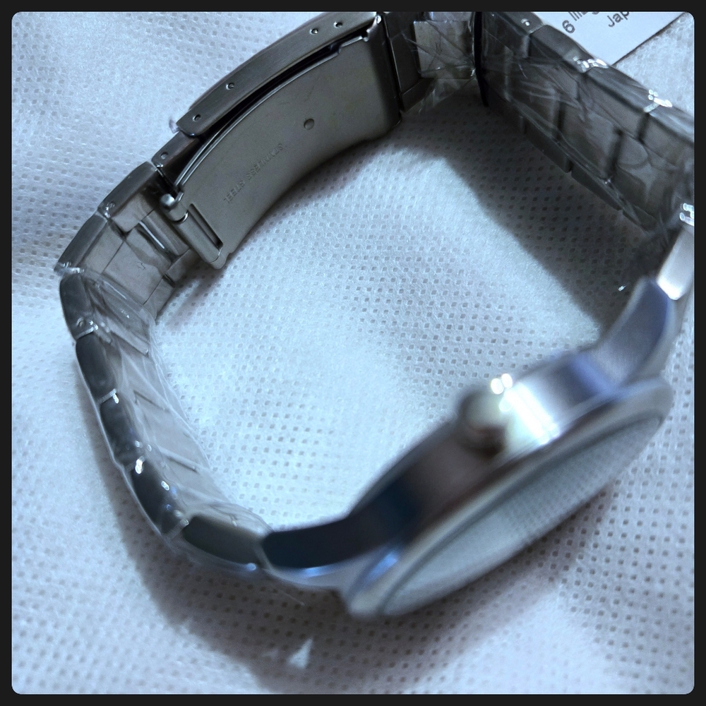 Remix Silver Watch with White Dial - Picture 4 of 5